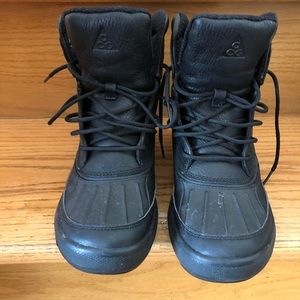 Nike water proof-can be considered rain boots